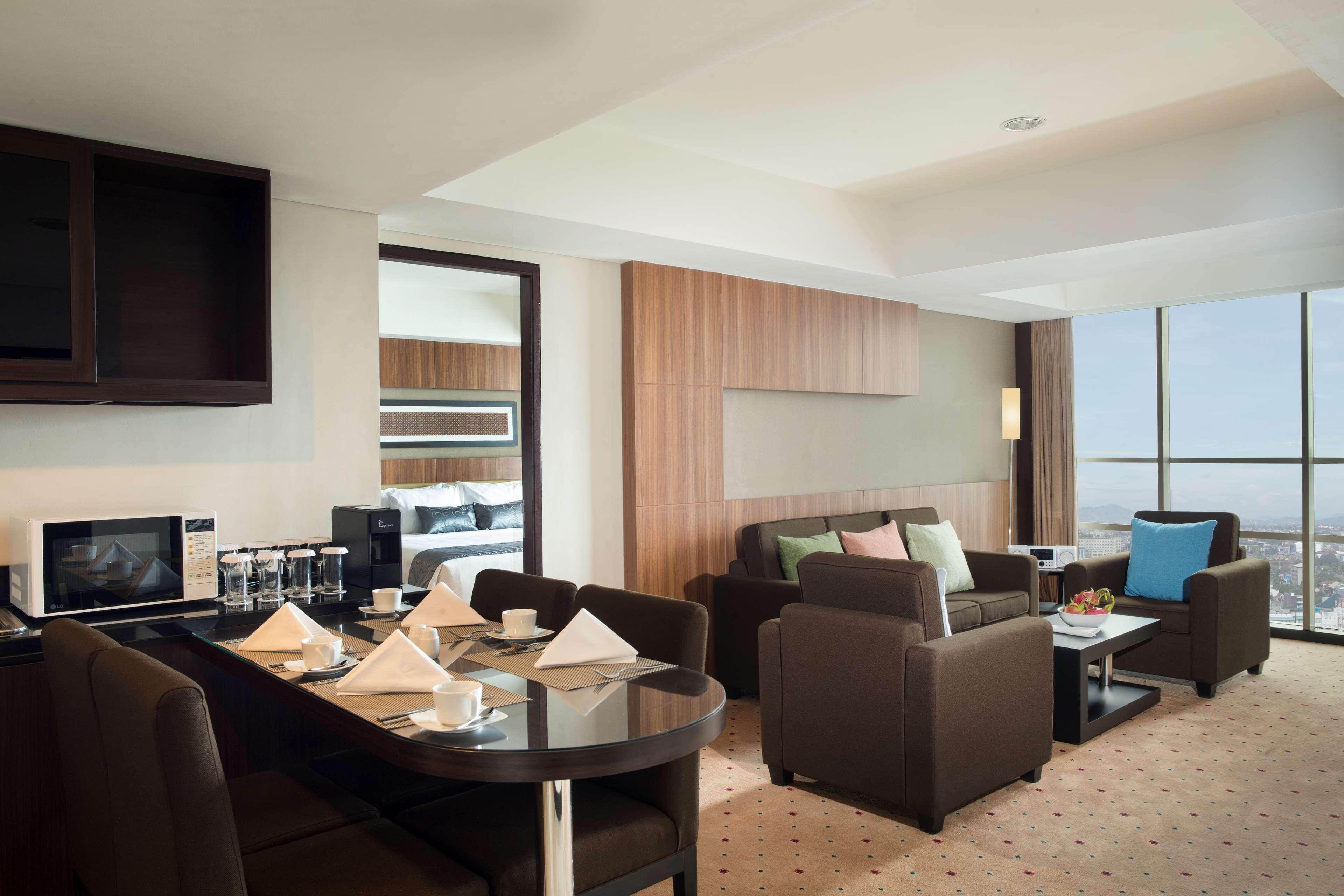 Best Western Premier La Grande Bandung Eksteriør billede